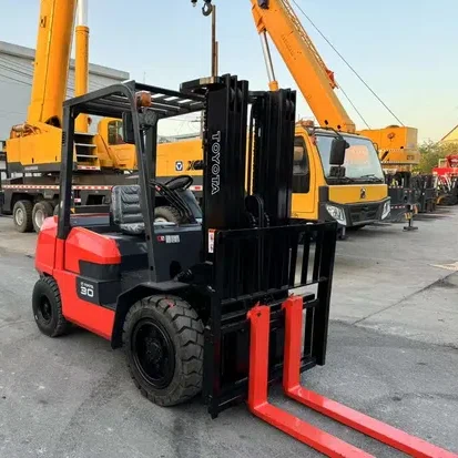 Used TOYOTA FDZN30 Forklift for Sale1