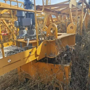 Used Tower Crane XCMG 6015 8t for Sale 1