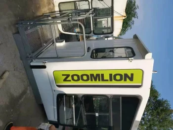 Used Zoomlion Wa6513 8 Tower Crane for Sale1