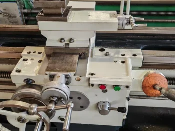 Used CY6150 Horizontal Lathe Machine for Sale2