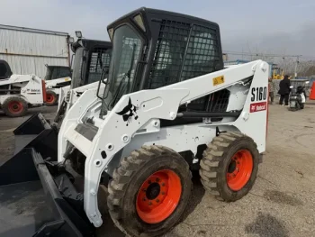 Used BOBCAT S160 Loader for Sale 4