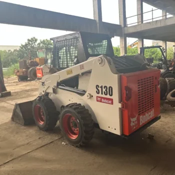 Used Bobcat S130 Small Loader for Sale 5