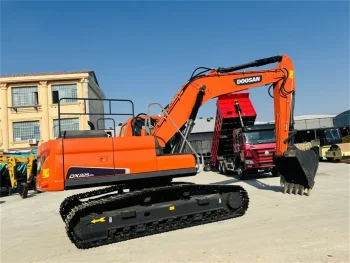 Used Doosan DH225LC 7 Excavator for Sale 4