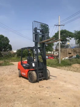 Used Heli 35 Forklift for Sale 1