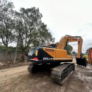 Used Hyundai 220LC 9T Excavator for Sale 5