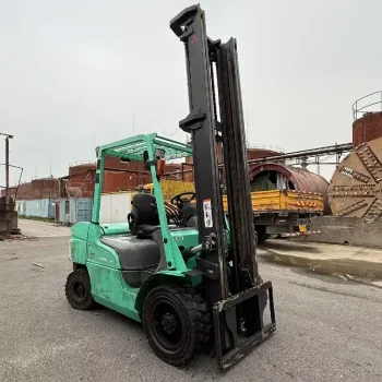 Used MITSUBISHI FD35 Forklift for Sale 1