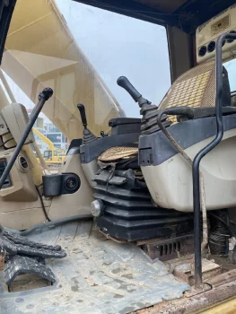 Used CAT 320C Excavator for Sale8