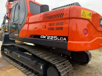 Used Doosan DX225LCA Crawler Excavator for Sale
