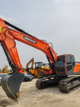 Used Doosan DX225LCA9C Crawler Excavator for Sale5