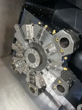 Used Doosan LYNX220LC CNC Lathe Machine for Sale7
