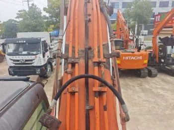Used Hitachi ZX240 3G Hydraulic Excavator for Sale12