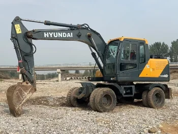 Used Hyundai R140W 7 Wheeled Excavator for Sale3