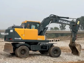 Used Hyundai R140W 7 Wheeled Excavator for Sale5