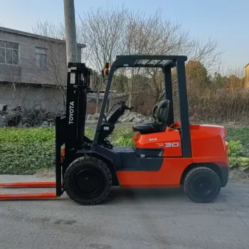 Used Toyota 30Ton Forklift for Sale1