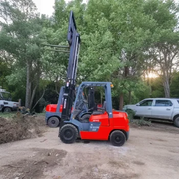 Used Toyota FDZN25 Forklift for Sale1