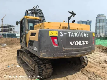 Used Volvo EC250D Crawler Excavator for Sale1