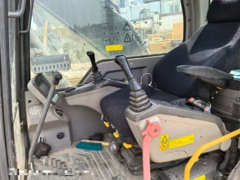 Used Volvo EC250D Crawler Excavator for Sale6
