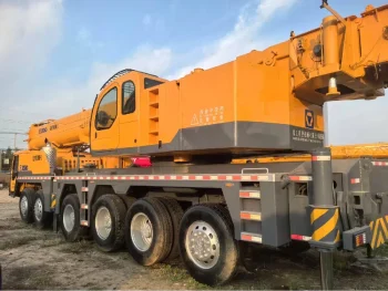 Used XCMG QY100K Truck Crane for Sale1