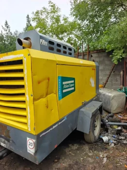Used Atlas Copco XRHS666 C Air Compressor for Sale3