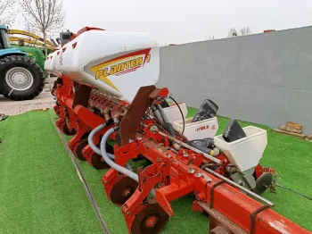 Used KUHN PLANTER2M Seed Drill for Sale1