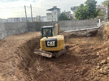 Used CAT 305.5E2 Crawler Excavator for Sale3 1