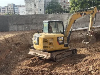 Used CAT 305.5E2 Crawler Excavator for Sale8