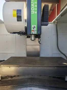 Used Chiwon VMC 1680 CNC Milling Machine for Sale10
