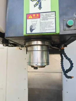 Used Chiwon VMC 1680 CNC Milling Machine for Sale2 1