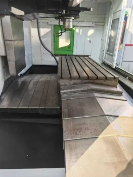 Used Chiwon VMC 1680 CNC Milling Machine for Sale8