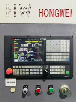 Used HONGWEI CK6140 1000 Machine Tool for Sale1