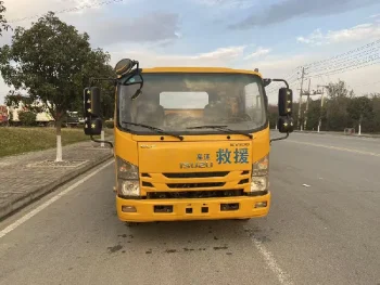 Used ISUZU KV100 Wrecker Truck for Sale1