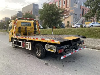 Used ISUZU KV100 Wrecker Truck for Sale3