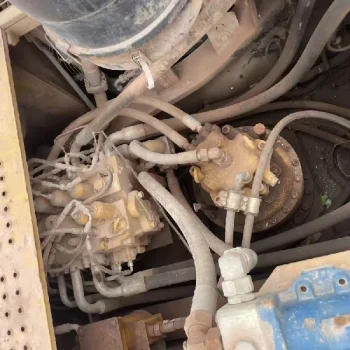 Used SANY SY550H Crawler Excavator for Sale9