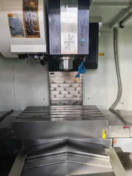 Used YANGSEN YSV 855 CNC Vertical Machining Center for Sale2