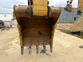Used CAT 320 Crawler Excavator for Sale10