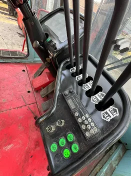 Used DALIAN 250 Forklift for Sale7