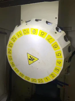 Used FANUC T21iFb CNC Machining Center for Sale1