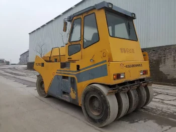 Used YL16G Tire Road Roller for Sale1