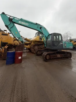 Used KOBELCO SK200 12 Excavator for Sale9