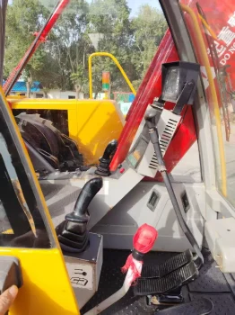 Used SANY SCC550A Crawler Crane for Sale7