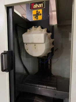 Used Taikan T 500 Vertical Machining Center for Sale1