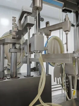 Used Tofflon West Vial Syringe Filling Machine for Sale1