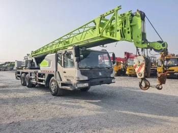 Used ZOOMLION ZTC251E Truck Crane for Sale