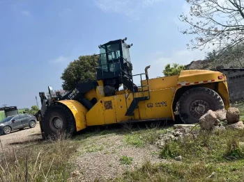 Used CRHIC TCZ400R Forklift Tuck for Sale8