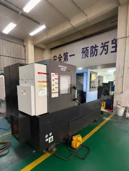 Used Doosan PUMA 2450 CNC Lathe Machine for Sale3