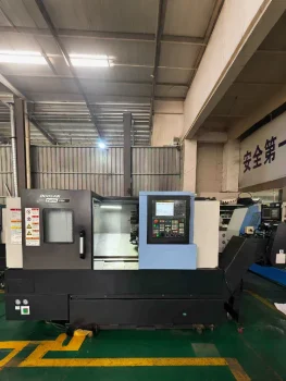 Used Doosan PUMA 2450 CNC Lathe Machine for Sale4