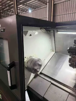 Used Doosan PUMA 2450 CNC Lathe Machine for Sale5
