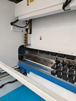 Used YAWEI PBA 1103100 Cnc Sheet Metal Press Brake for Sale