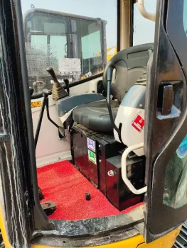 Used CAT 303 CR Mini Excavator for Sale3