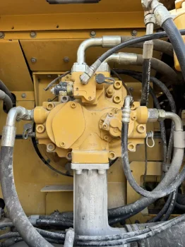 Used CAT 340D2L Crawler Excavator for Sale3